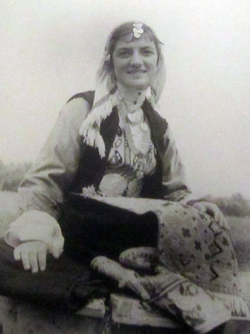 woman-in-traditional-dress