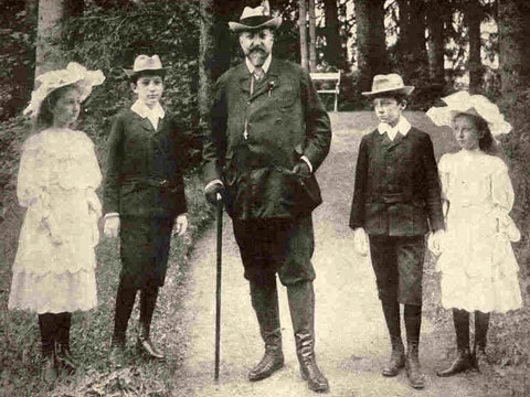 ferdinand-and-his-children-1909