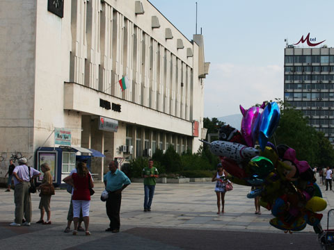 plovdiv-central-square-plovdiv-for-web