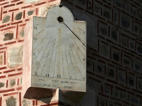 plovdiv-djumaya-mosque-sundial-for-web