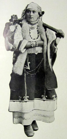 prosperous-peasant-woman-of-tarnovo